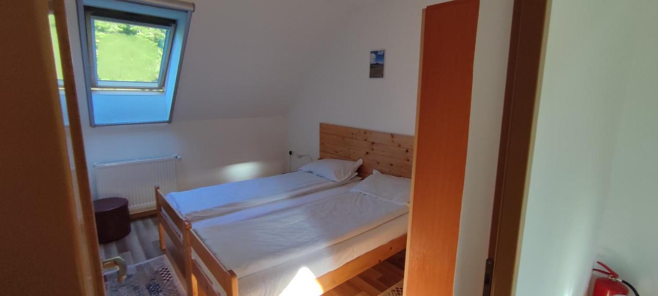 Hotel Olt-Part Vendeghaz BaileTusnad Exteriér fotografie