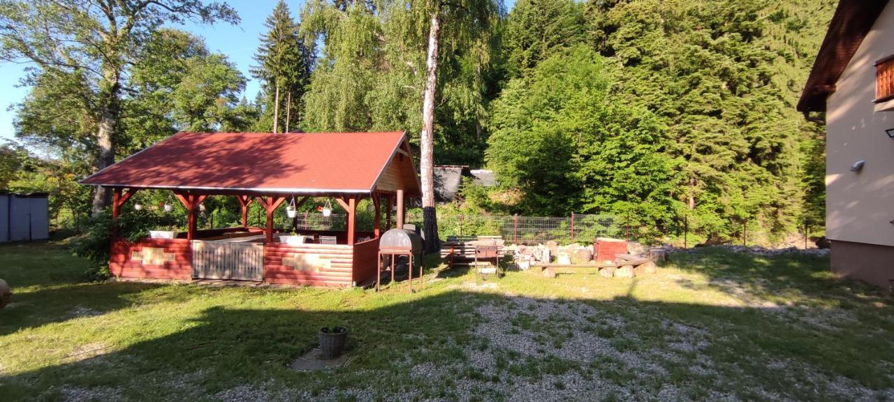 Hotel Olt-Part Vendeghaz BaileTusnad Exteriér fotografie